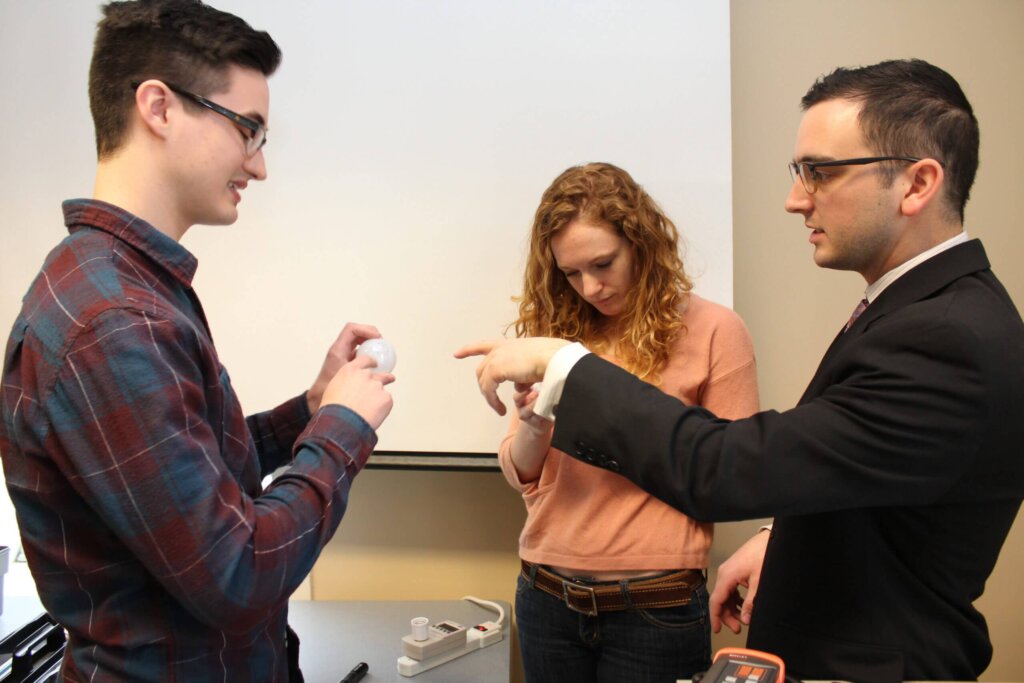 energy monitoring device demonstration