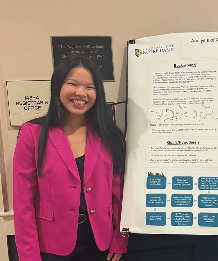 Photo of alumna Alayna Myers who graduated with a degree in Chemistry