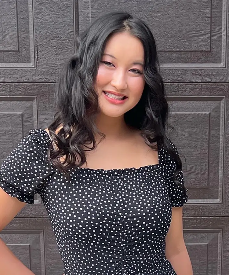 Photo of alumna Abby Garrett who graduated with a degree in Psychology-Counseling.