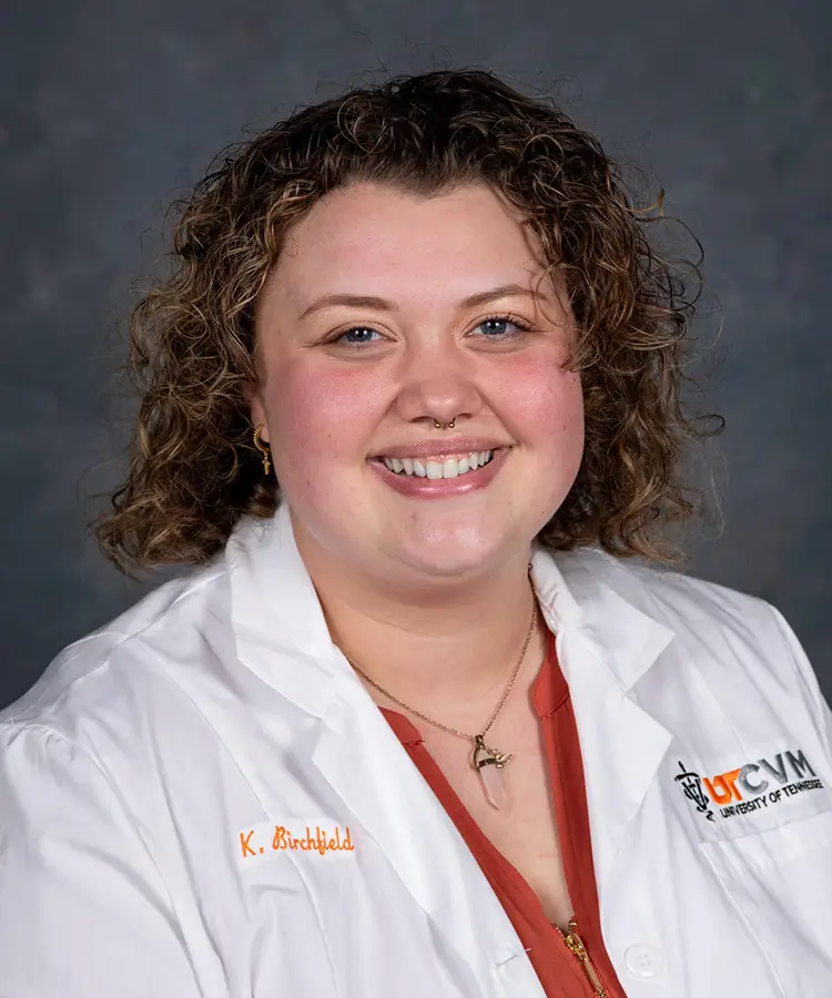 Photo of alumni Kelsey Birchfield 