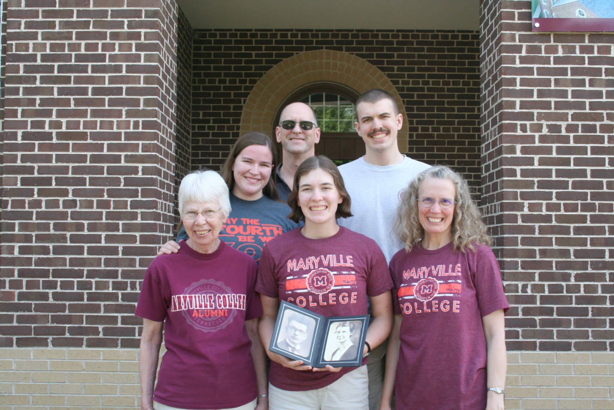 Photo of Metcalf family