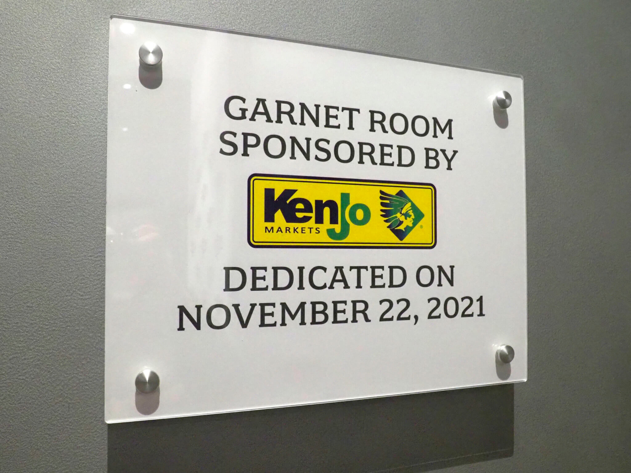 Photo of sign in Garnet Room