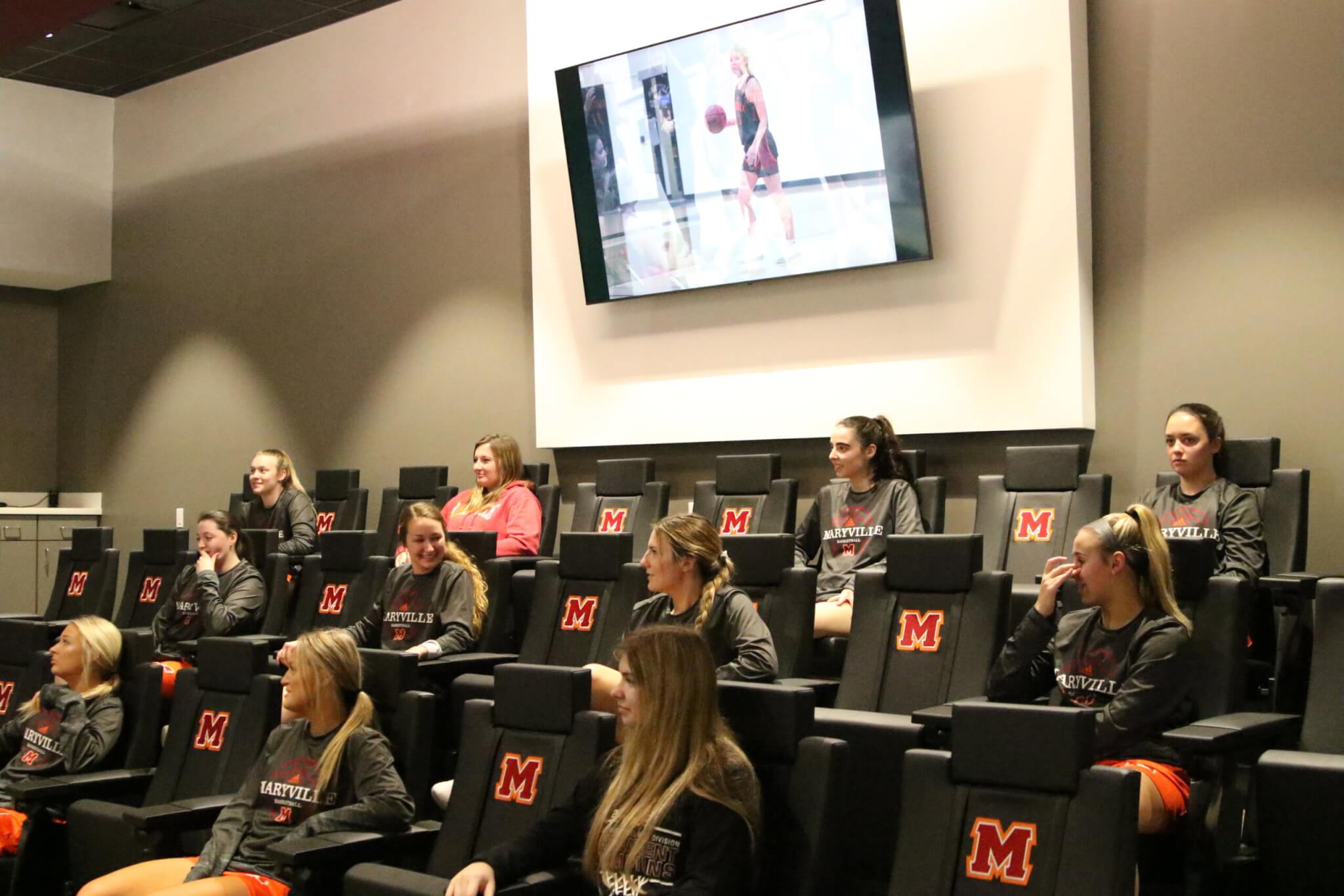 Photo of MC women's basketball team