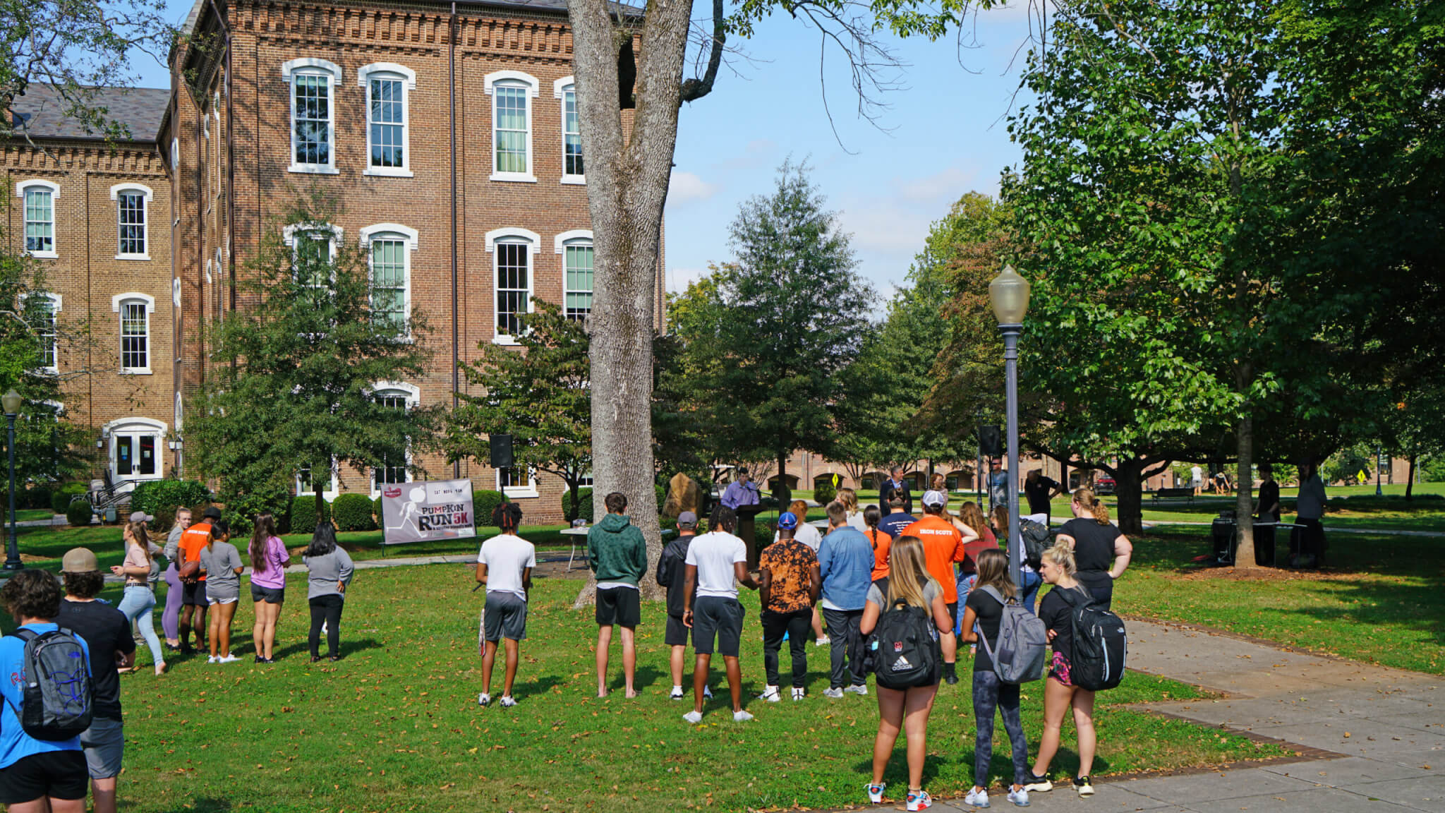 Students at Exercise is Medicine on Campus rally