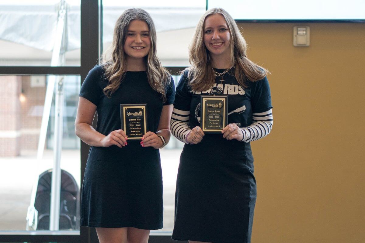 Photo of First-Year Leader Award winners