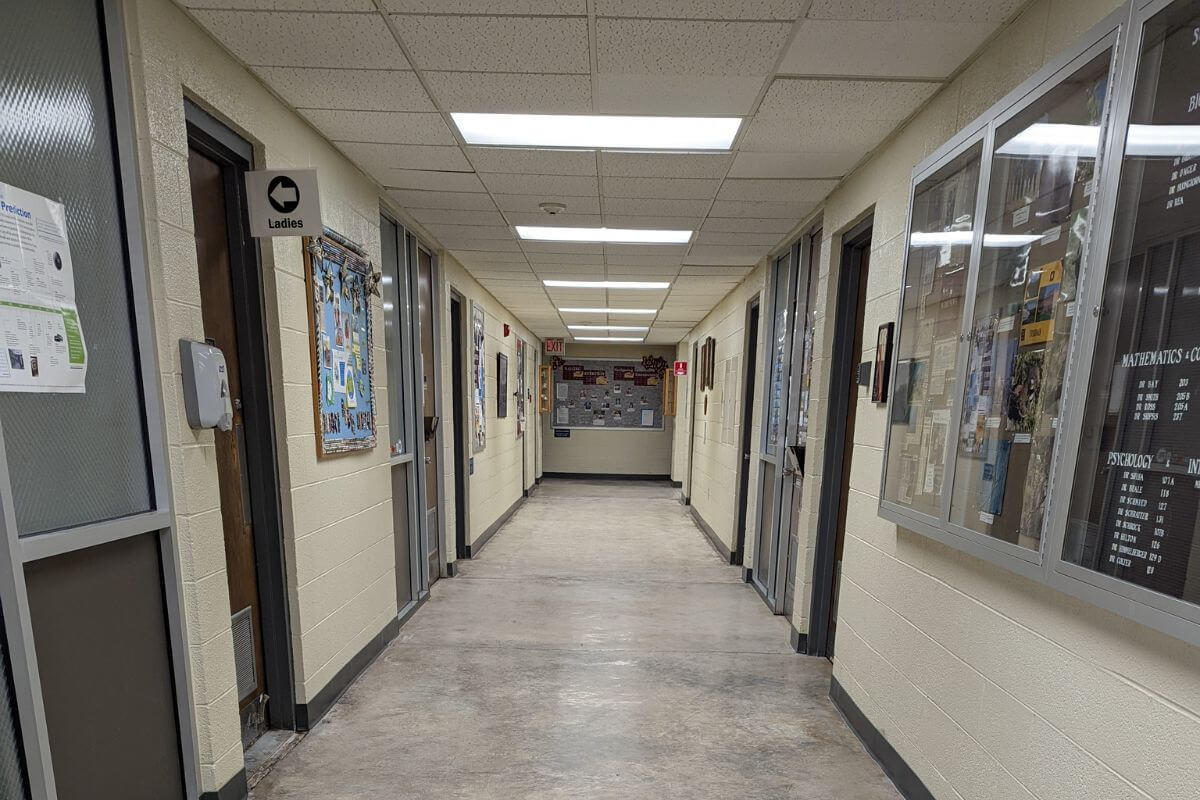 Photo of renovated Sutton Science Center hallway