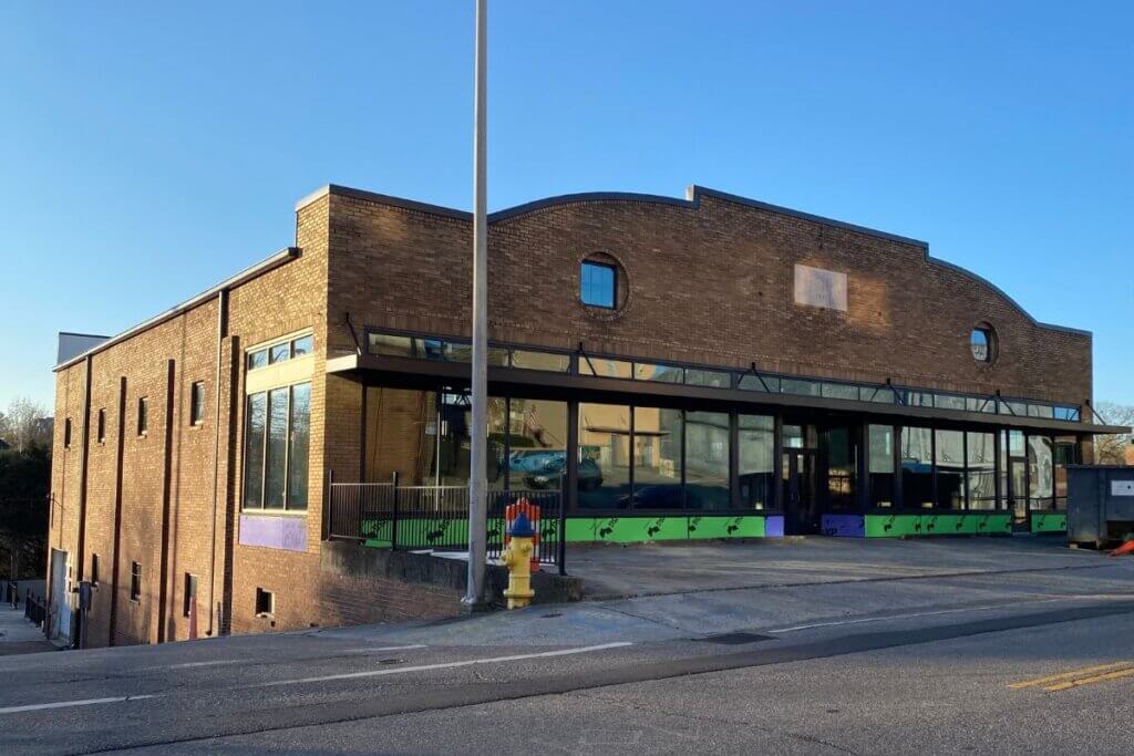 Photo of the J&K building in downtown Maryville, soon to be the Maryville College Downtown Center