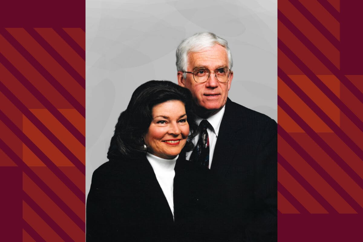 Photo of Roger and Carol Cox Nooe smiling at camera