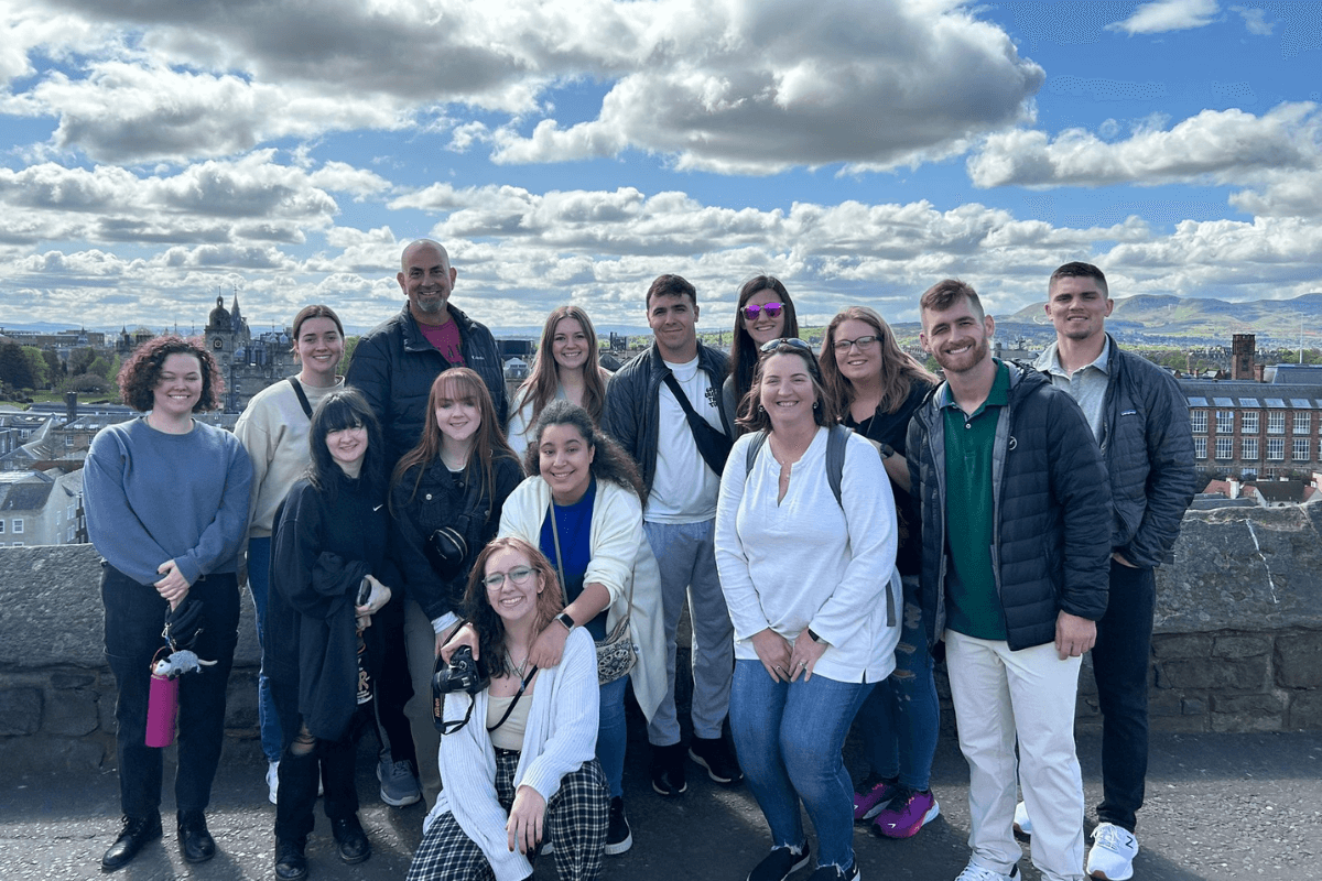 A group of Maryville College students standing at Edinburgh Castle