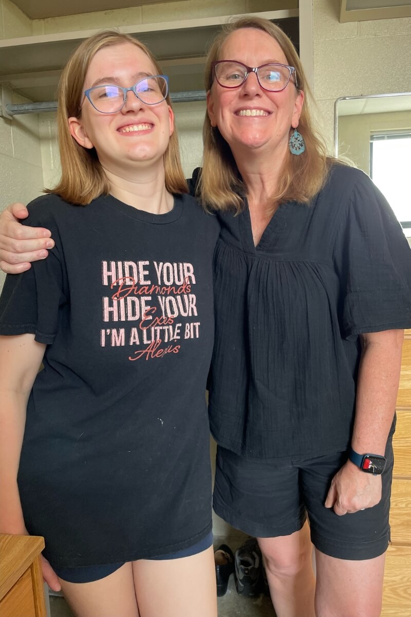 Photo of Ada danielson with mom Julie Danielson '04