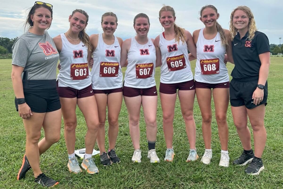 Photo of the MC cross country team.