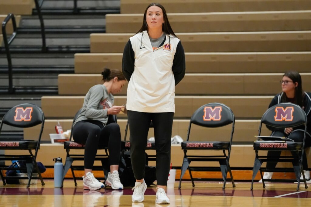 Photo of Maryville College volleyball coach Brienna Laskowski.
