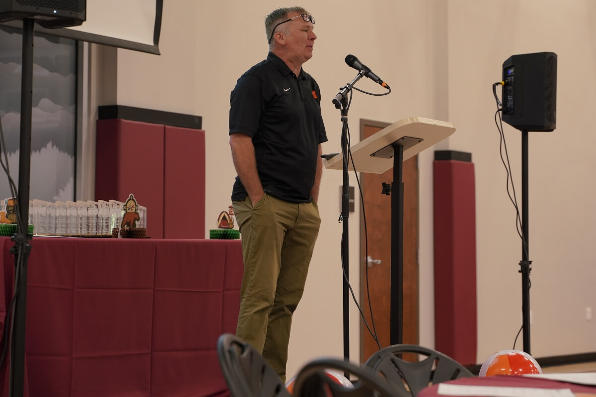 Photo of Dr. Drew Crain