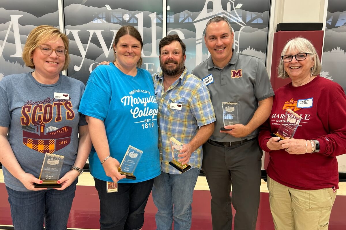 Photo of a group of 10-year service honorees at Staff Day 2024