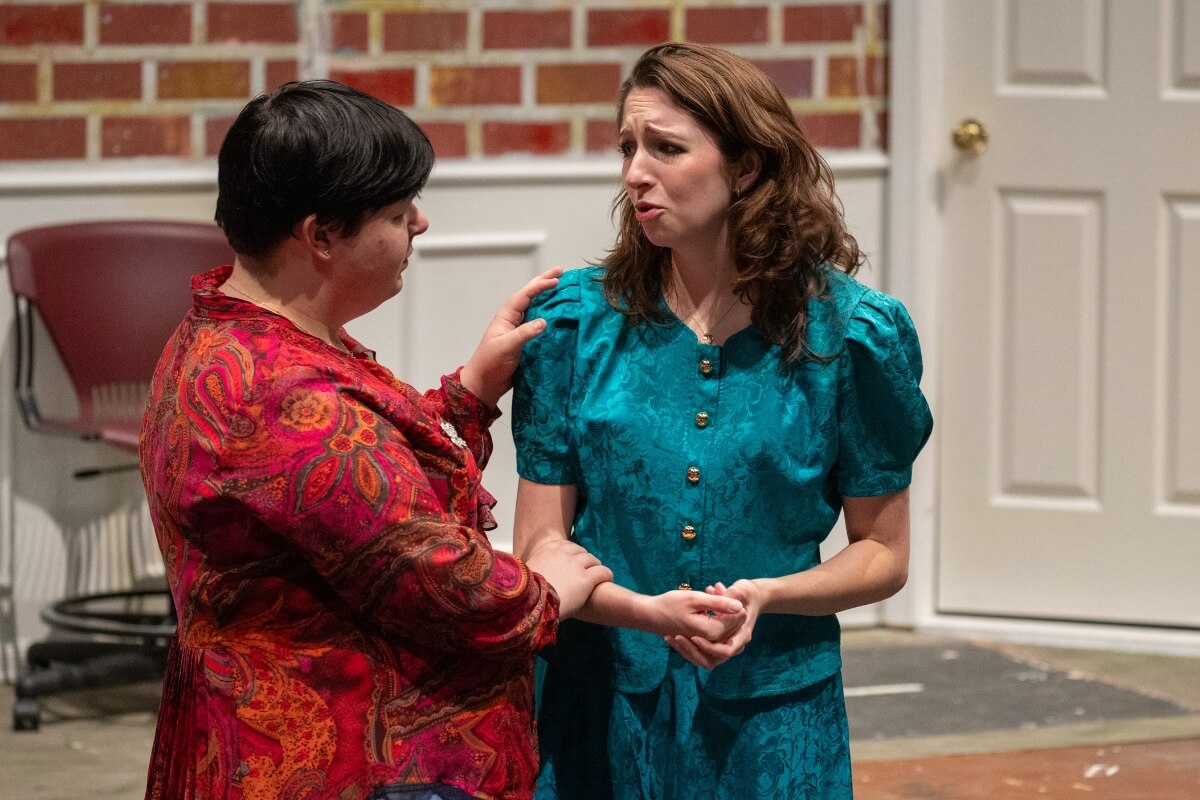 Photo of the actors playing Truvy and Annelle in "Steel Magnolias"