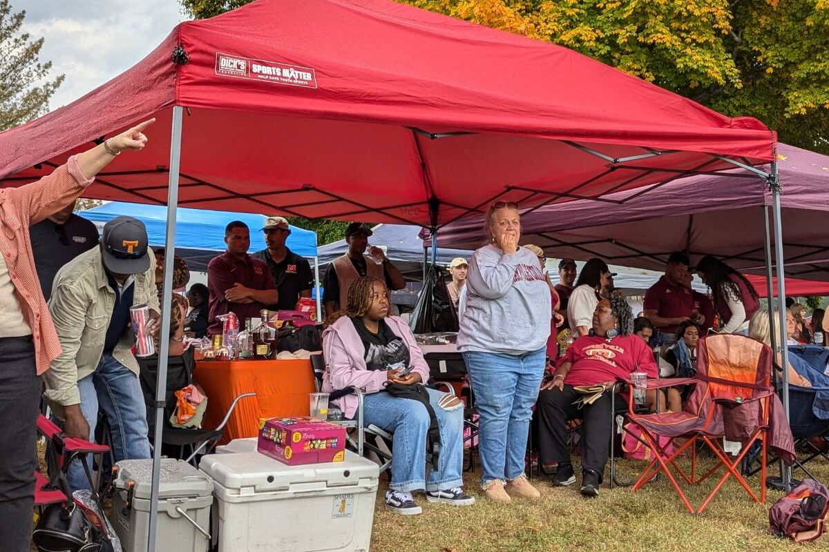 Photo of a tailgate tent at Maryville College Homecoming 2024