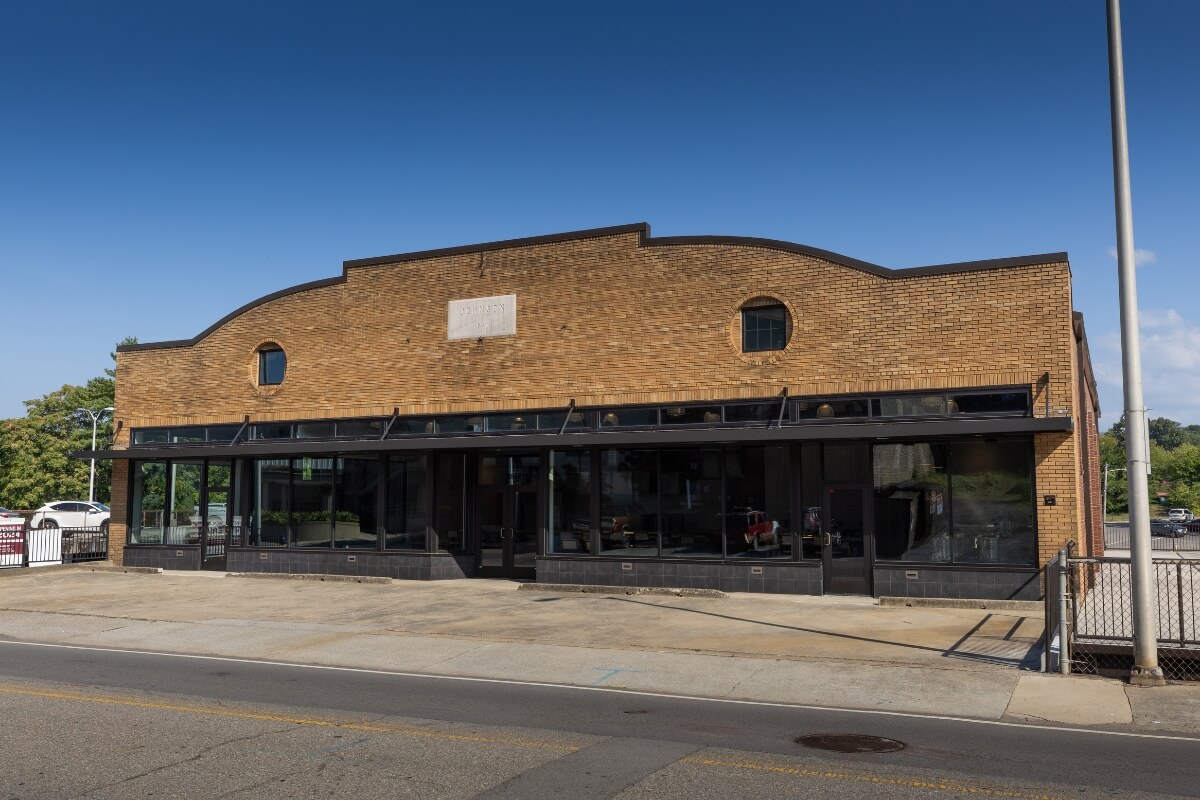 Photo of the exterior of the Maryville College Downtown Center