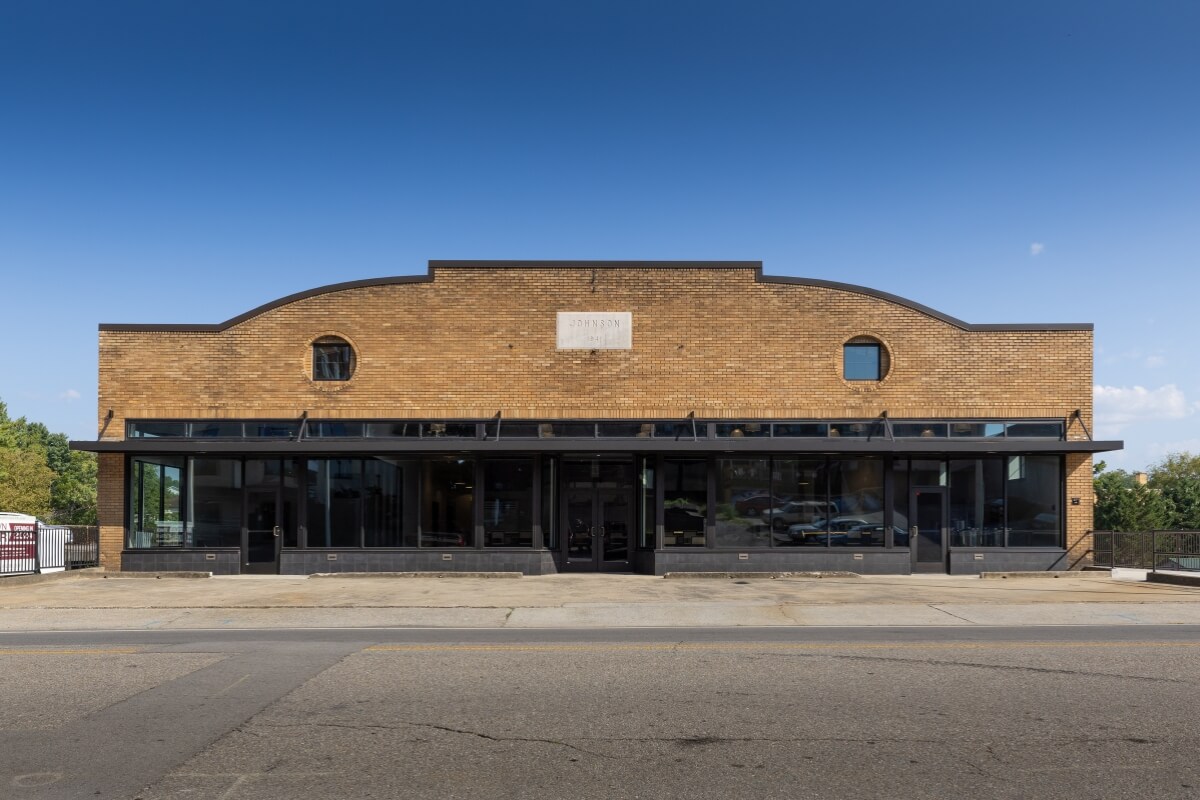 Photo of the exterior of the new Maryville College Downtown Center