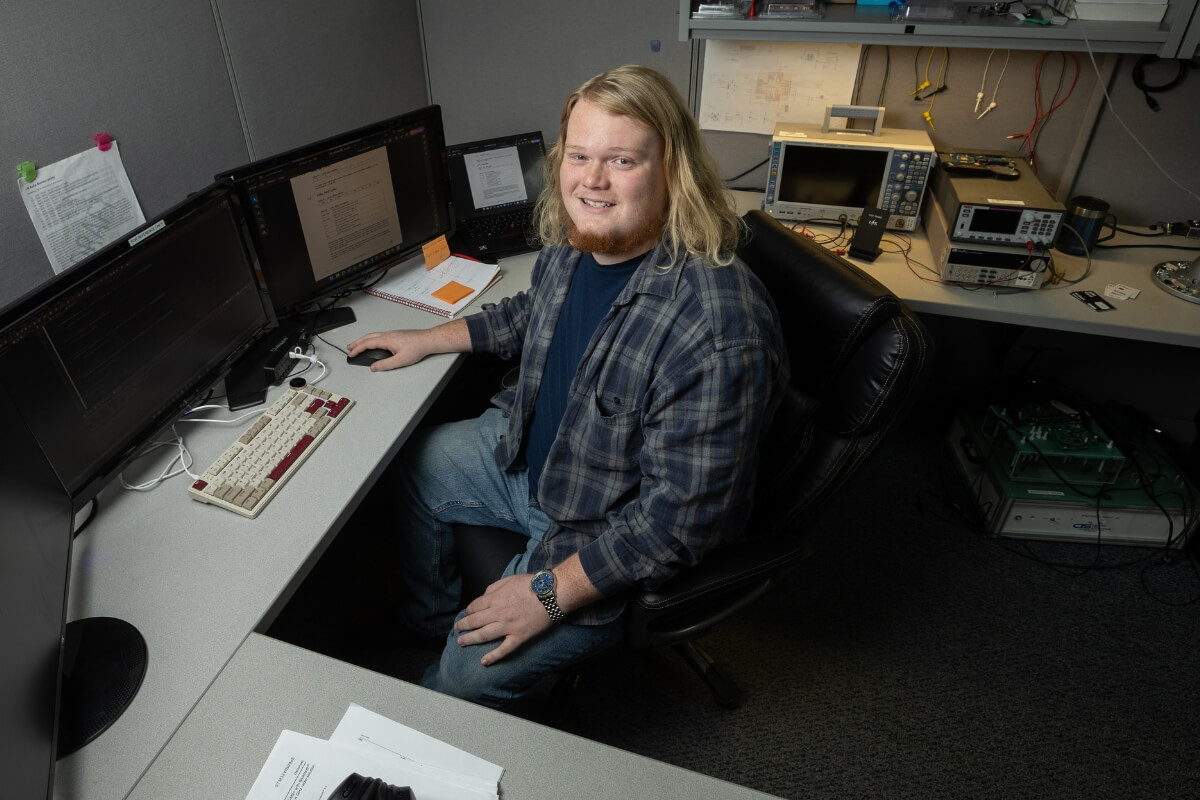 Photo of Matthew Hurst '26, a STEM student at Maryville College