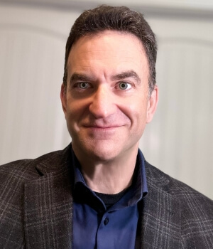 Photo of Dr. Doug Sofer, teaching "Latin America Through Food" at Maryville College starting in May