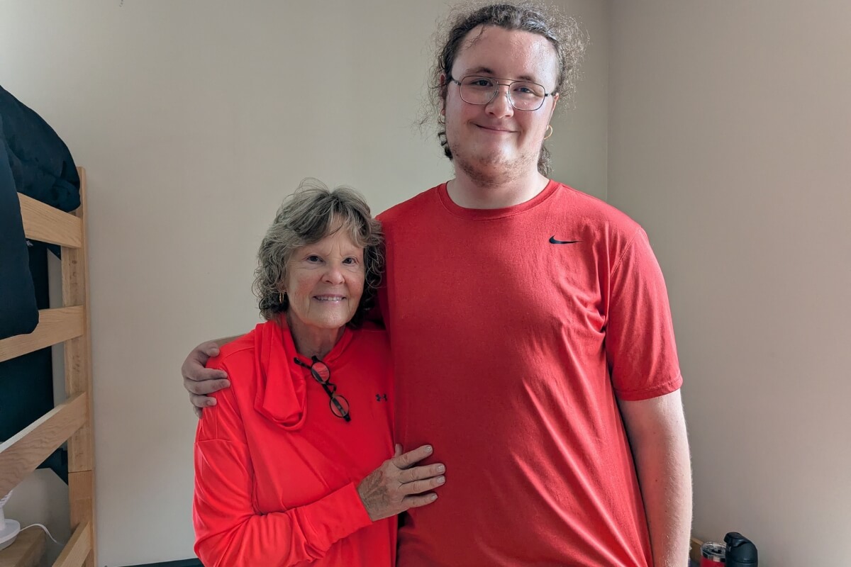 Photo of one of the new Maryville College legacy students, Jonathan Humberd, and his mother