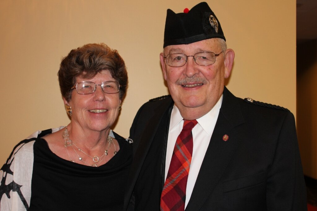 Photo of Sondra and Dorsey Ellis, namesakes of the Ellis Center for Faculty and Student Excellence
