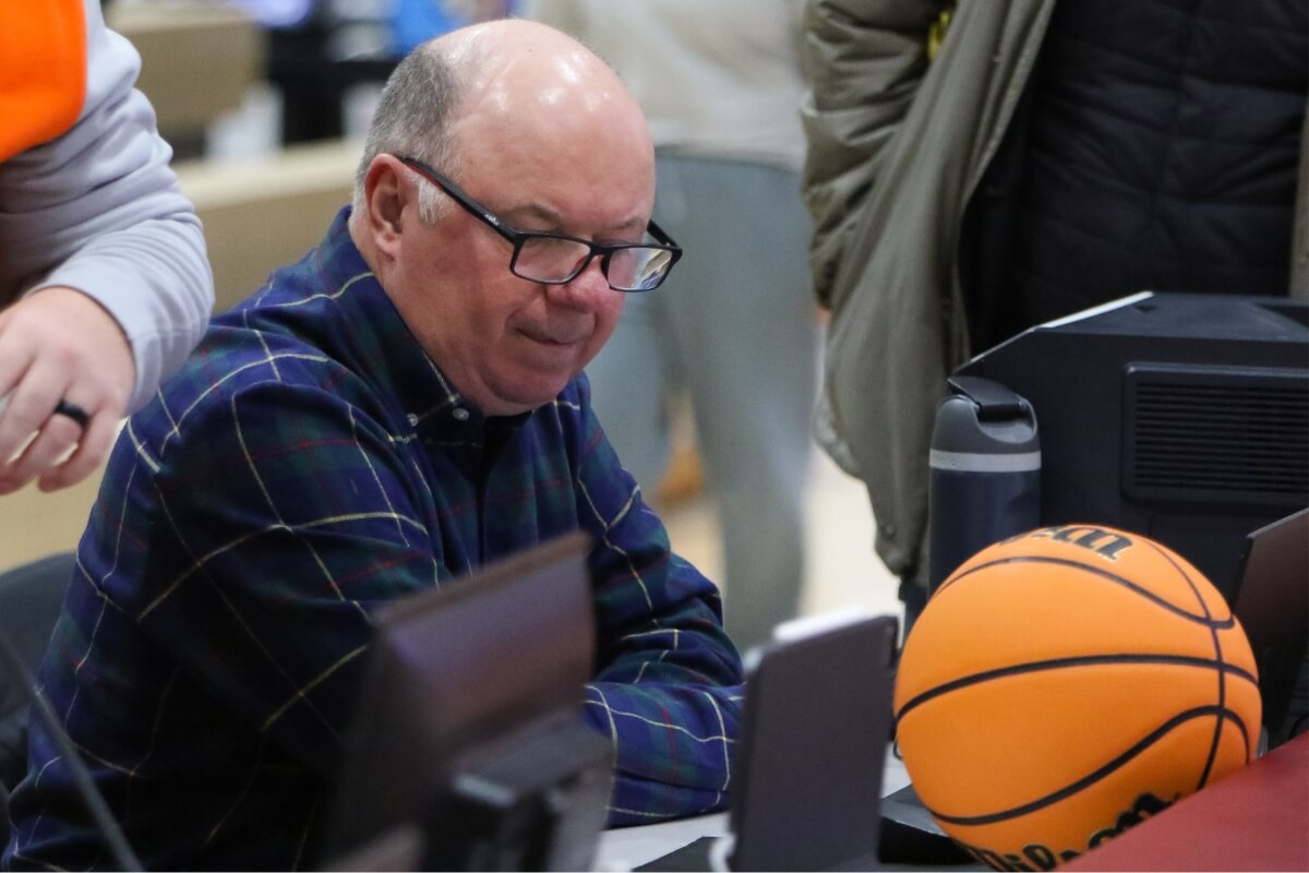 Photo of John Painter at a Maryville College basketball game