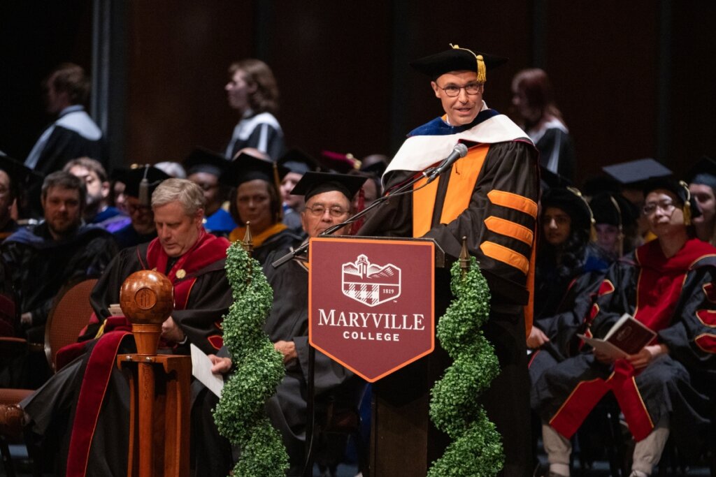 Photo of Dr. Michael Lamb delivering the Maryville College Commencement address to the Class of 2025.