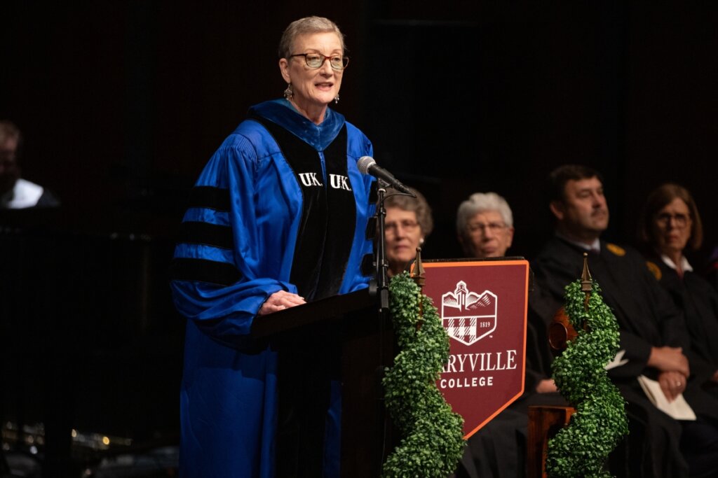 Photo of Dr. Alicia Massie-Legg delivering the 2025 Baccalaureate sermon at Maryville College.