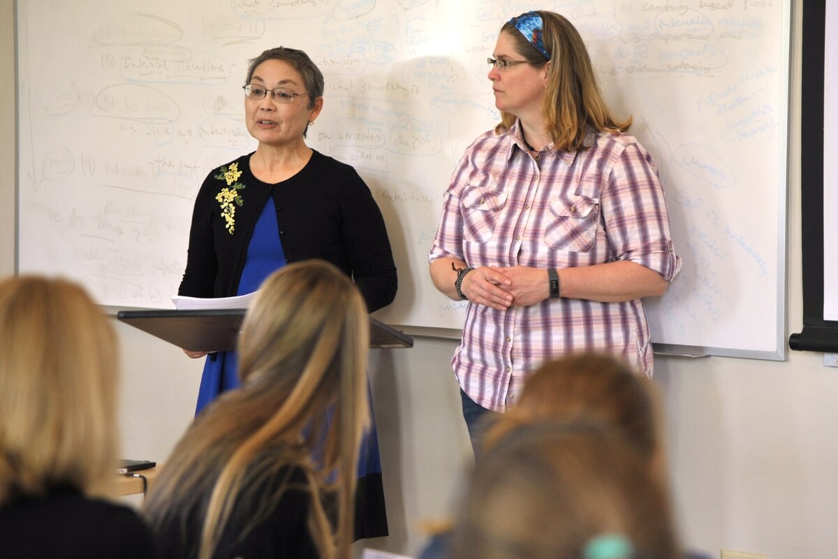 Photo of Dr. Kathie Shiba and Dr. Traci Haydu at the Maryville College Undergraduate Research Symposium in 2016.