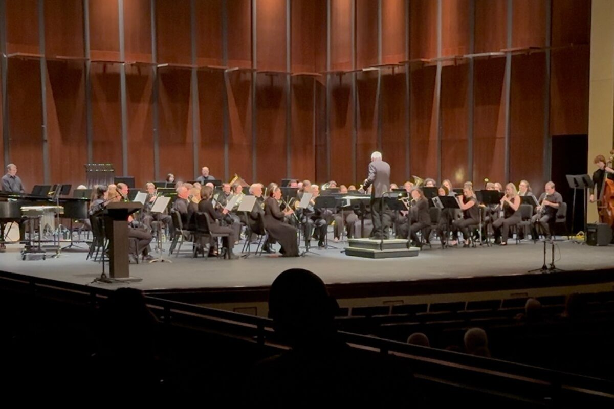Students, community members combine for MC3 Band fall concert