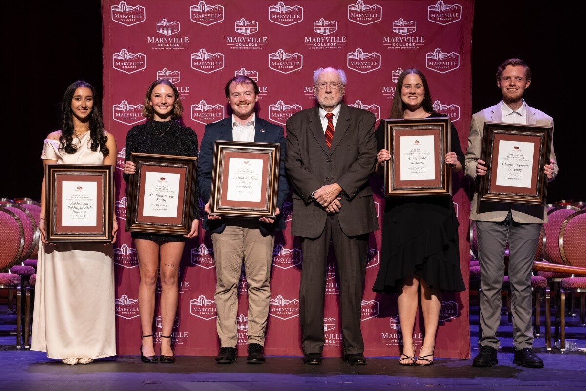 Photo of the winner and finalists for the Outstanding Senior Award