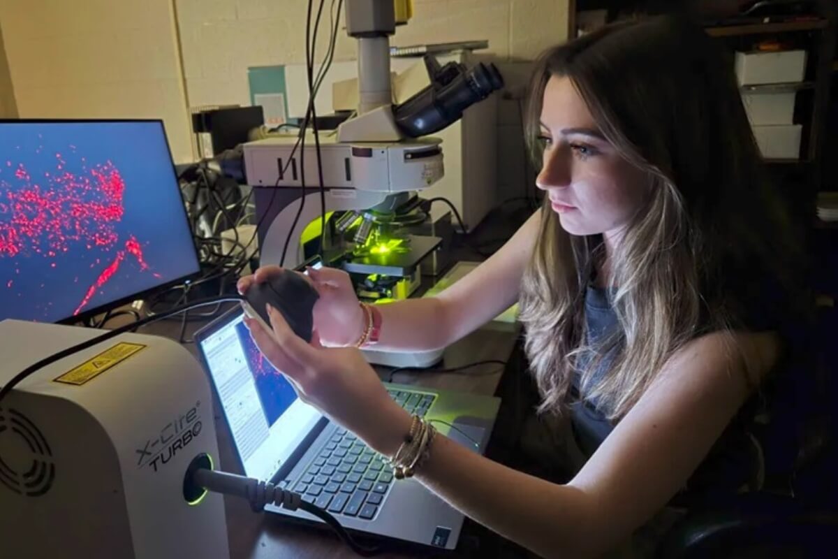 Photo of student Grace Seal