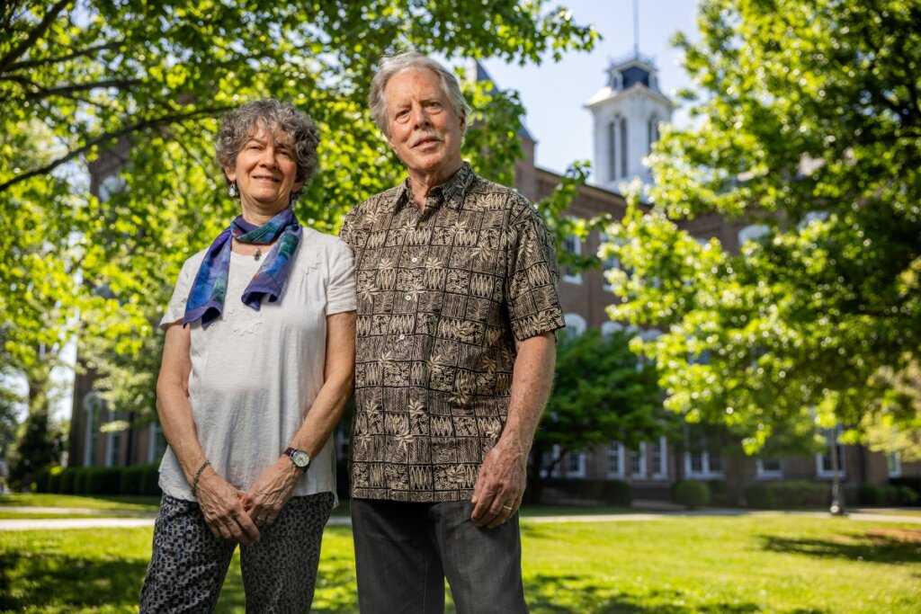 Photo of Nina Gregg and Doug Gamble '68