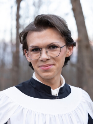 Photo of Jackie Manning, who will present a senior recital at Maryville College on April 9