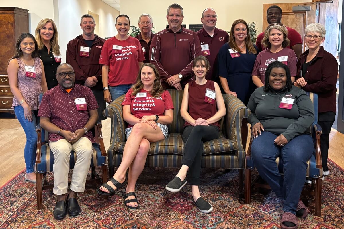 Photo of the Maryville College Alumni Association board of directors